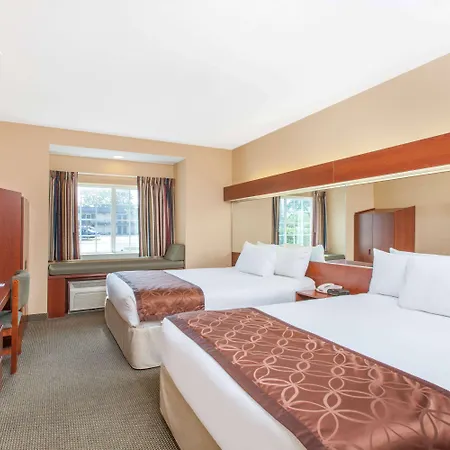 Microtel Inn By Wyndham Rogers Exterior photo